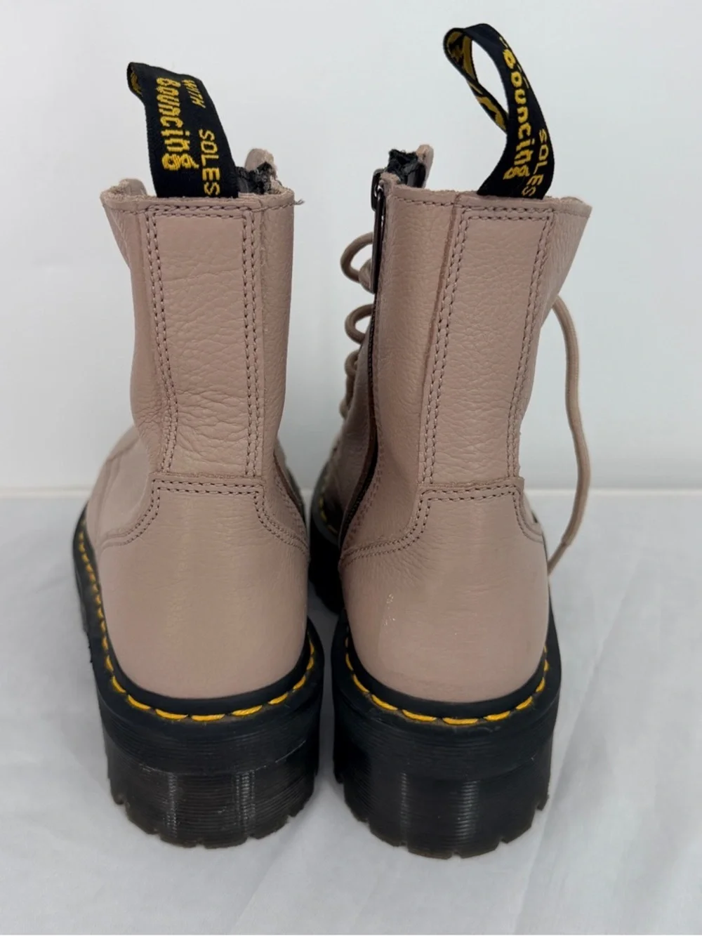 Dr Martens Jadon III Platform Boots Beige Leather Size 7 Women